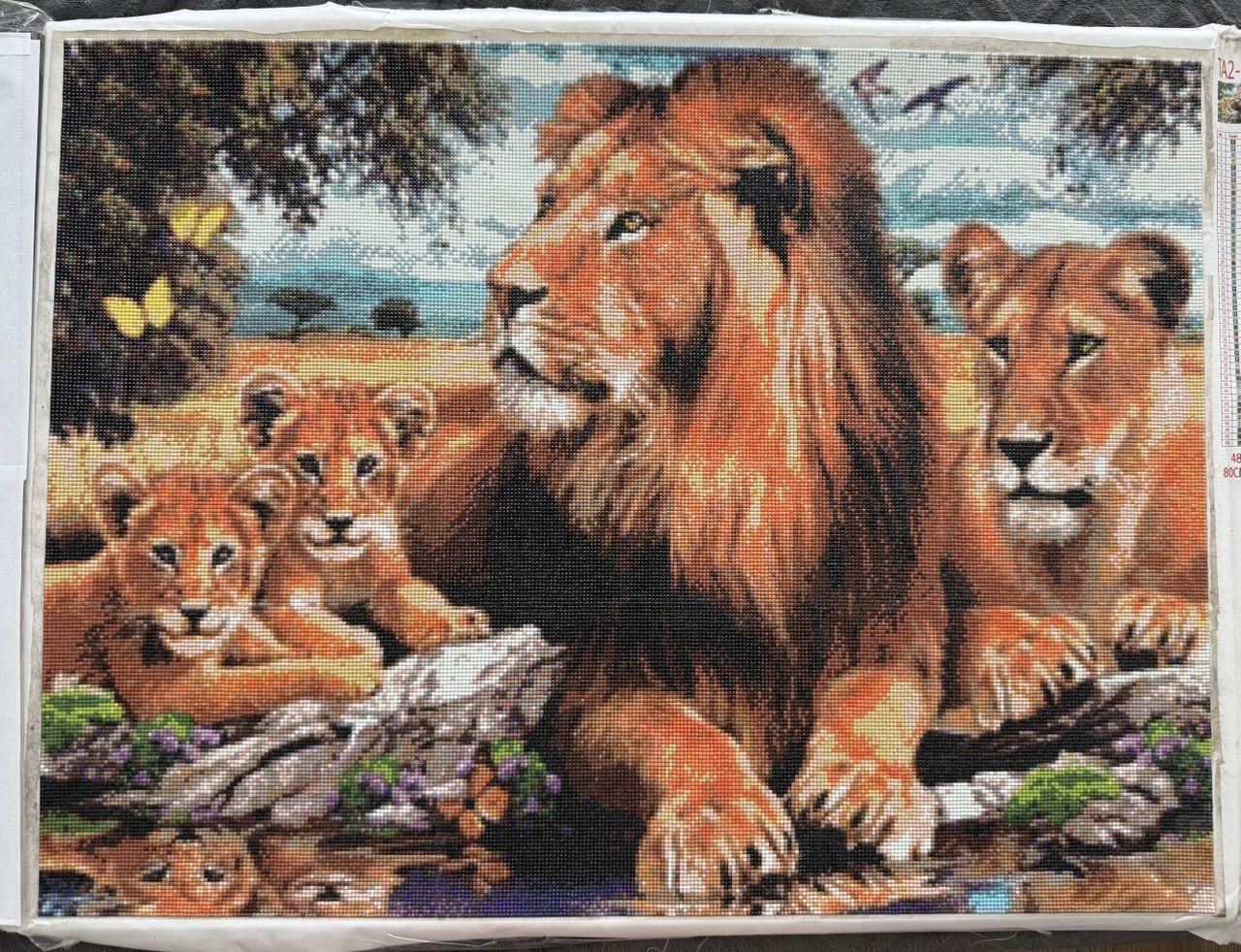 Семья львов